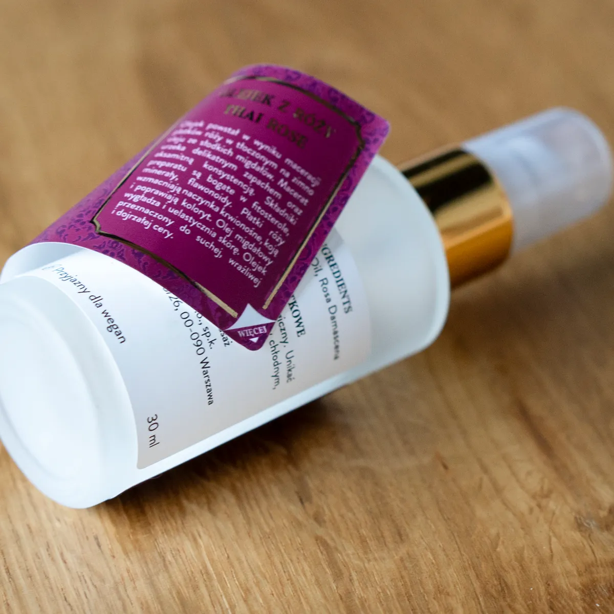 Etykieta samoprzylepna peel off sebrna folia PP złoto 3D